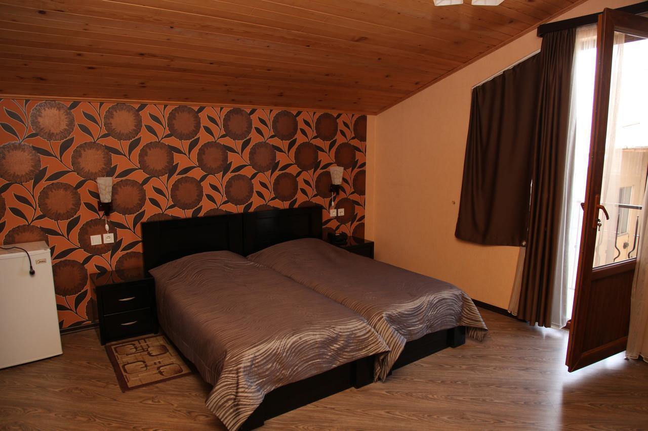 Hotel Obola Samtredia Esterno foto